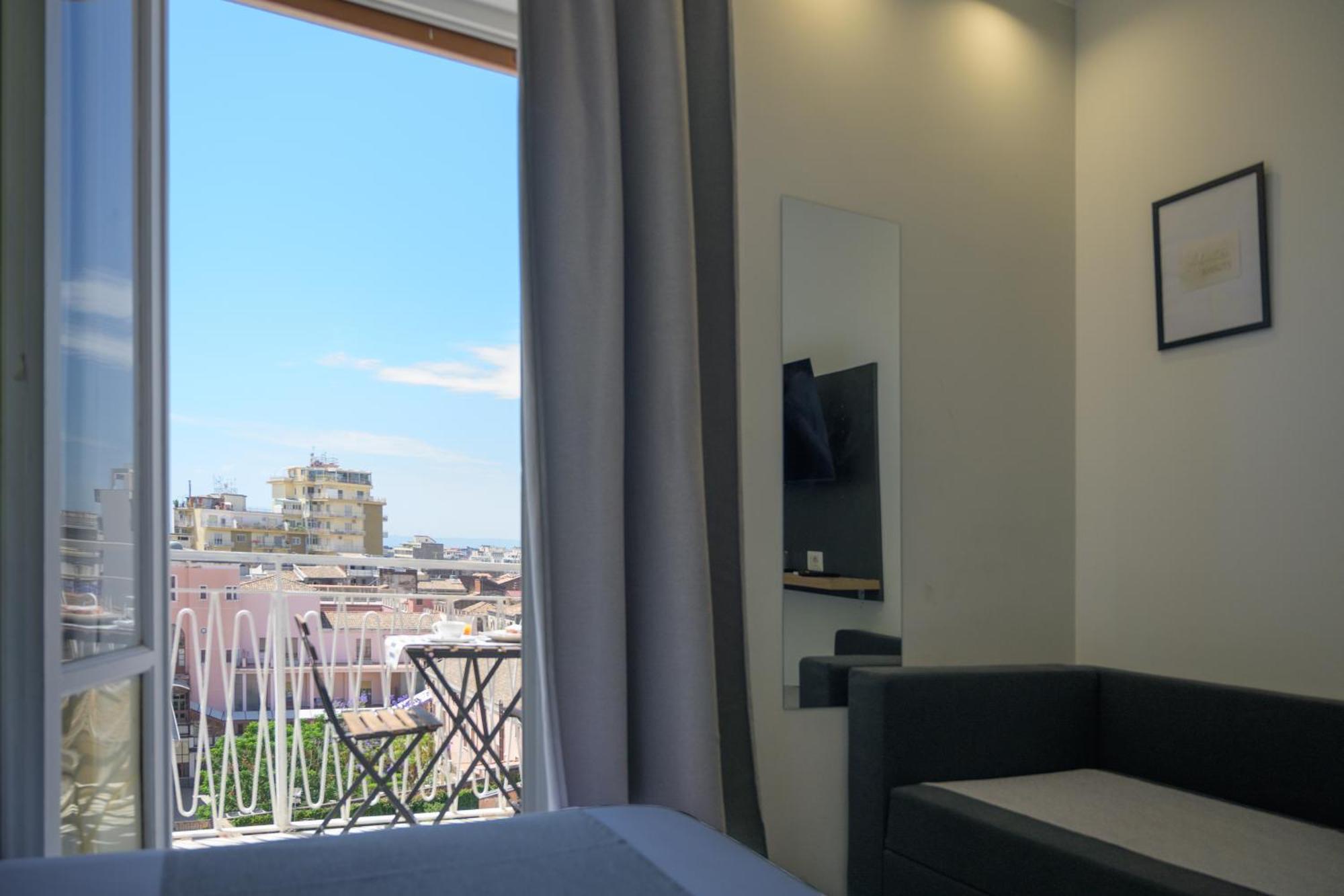 ROOM 65 - Etnea Rooms Catane Extérieur photo